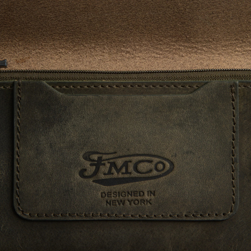 LARGE TRUCKER - Vegetable Tanned Leather Wallet Forest Green